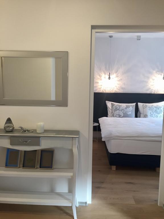 M-Loft Merangardenvilla Экстерьер фото